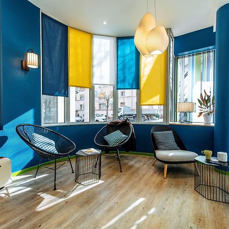 Hotel Ibis Styles Lyon Croix Rousse Exterior foto