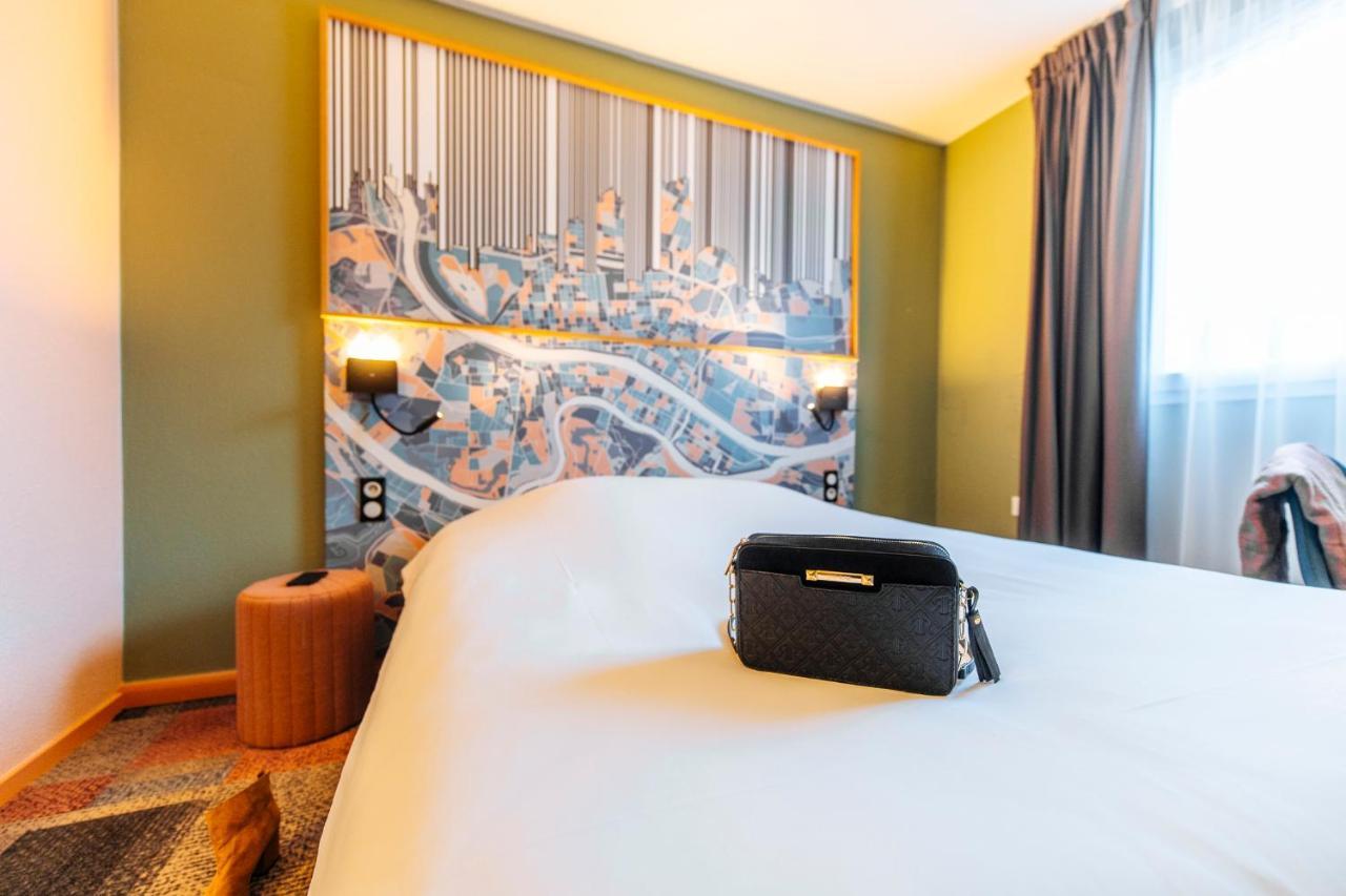 Hotel Ibis Styles Lyon Croix Rousse Exterior foto
