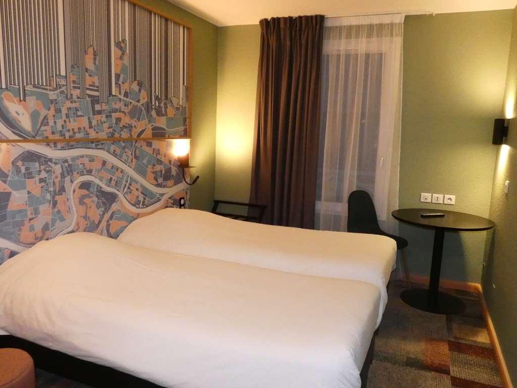 Hotel Ibis Styles Lyon Croix Rousse Habitación foto