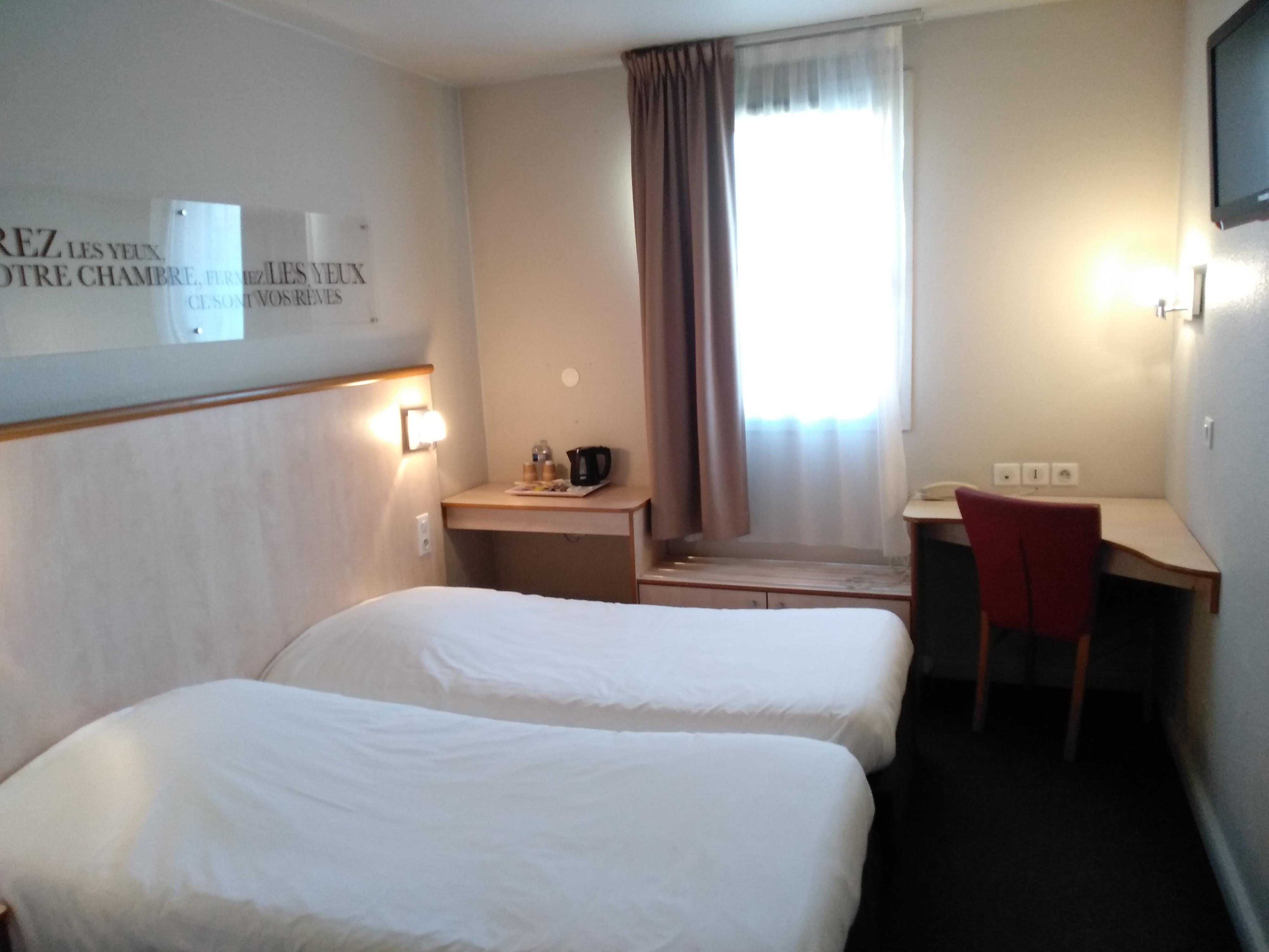 Hotel Ibis Styles Lyon Croix Rousse Exterior foto
