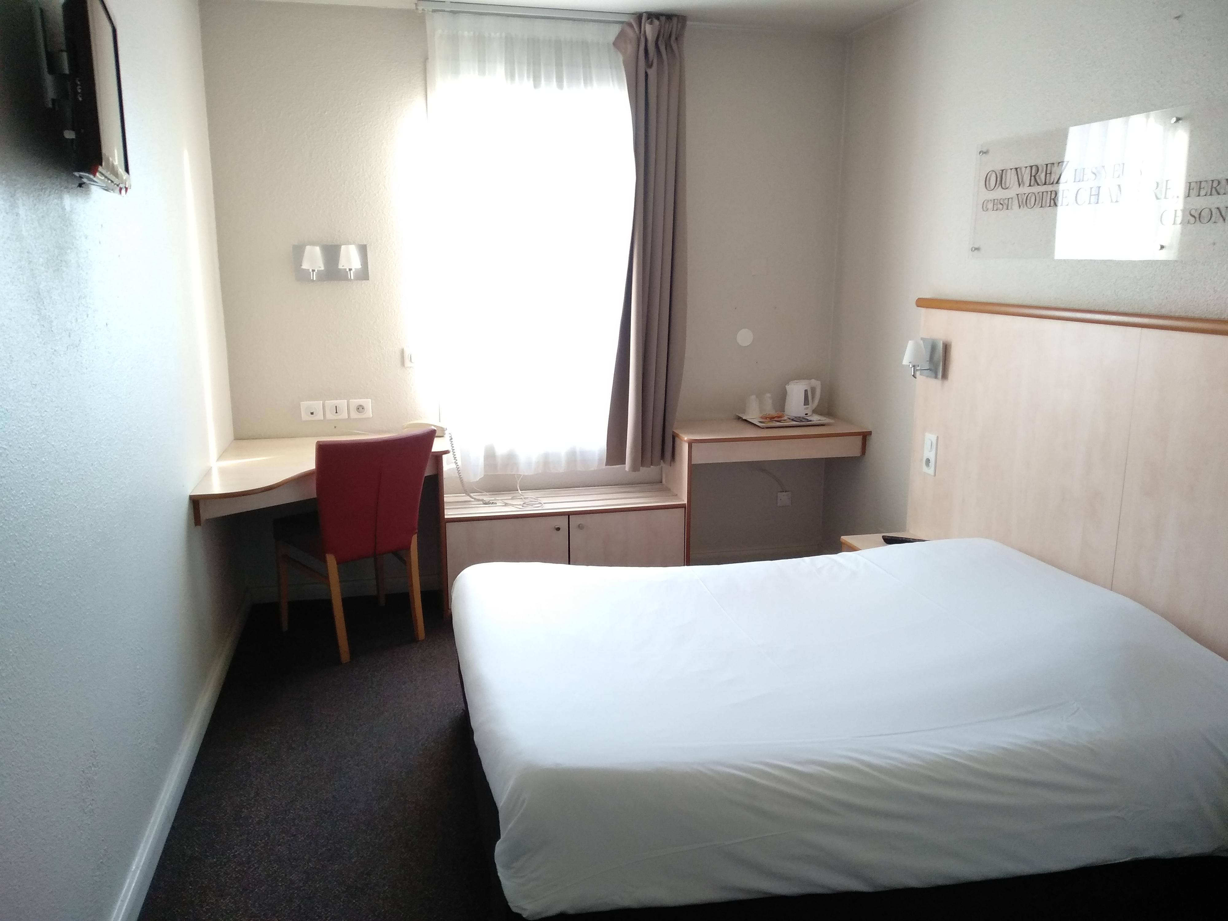 Hotel Ibis Styles Lyon Croix Rousse Exterior foto