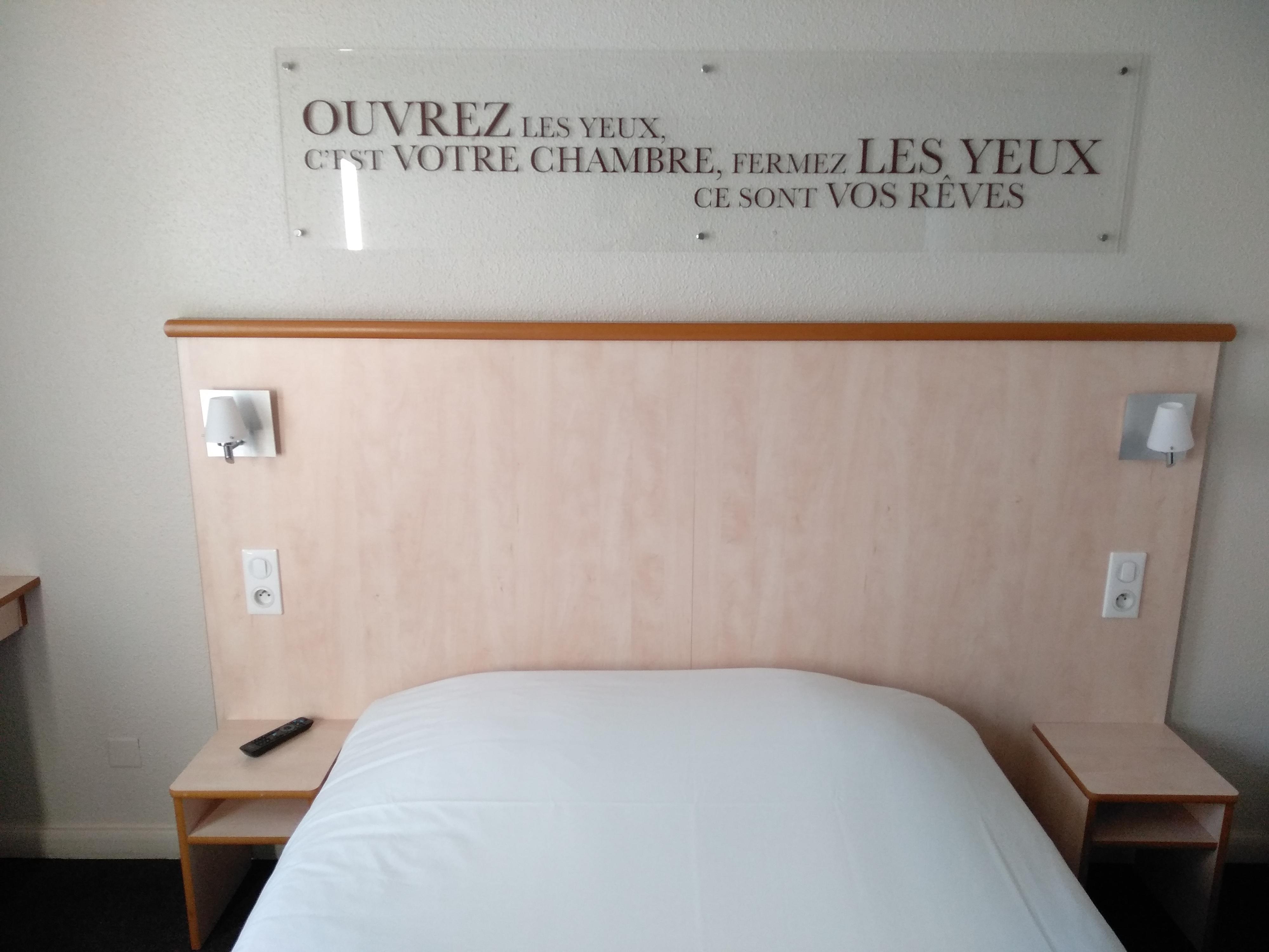 Hotel Ibis Styles Lyon Croix Rousse Exterior foto