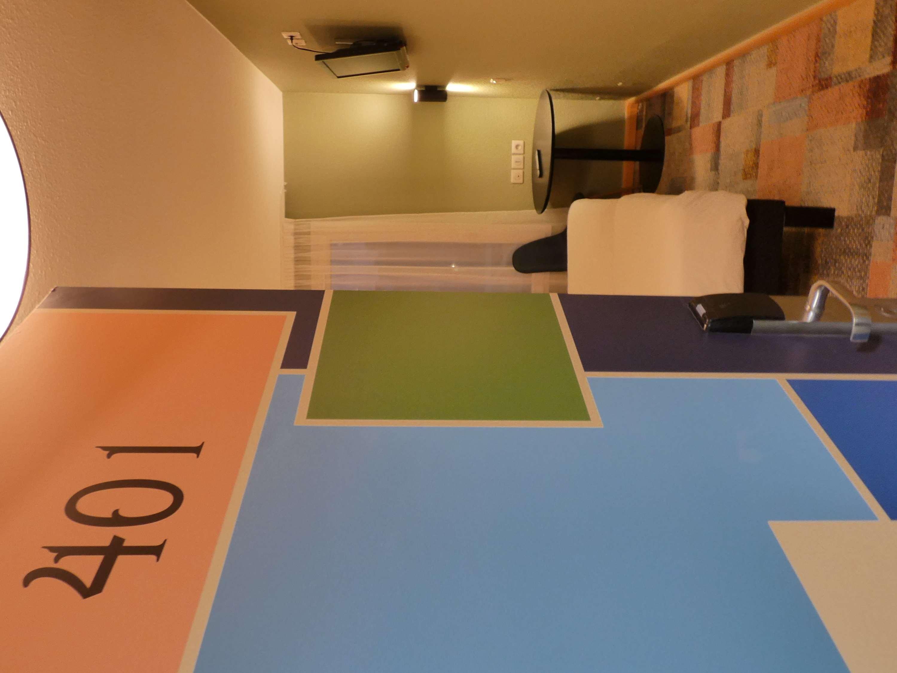 Hotel Ibis Styles Lyon Croix Rousse Exterior foto