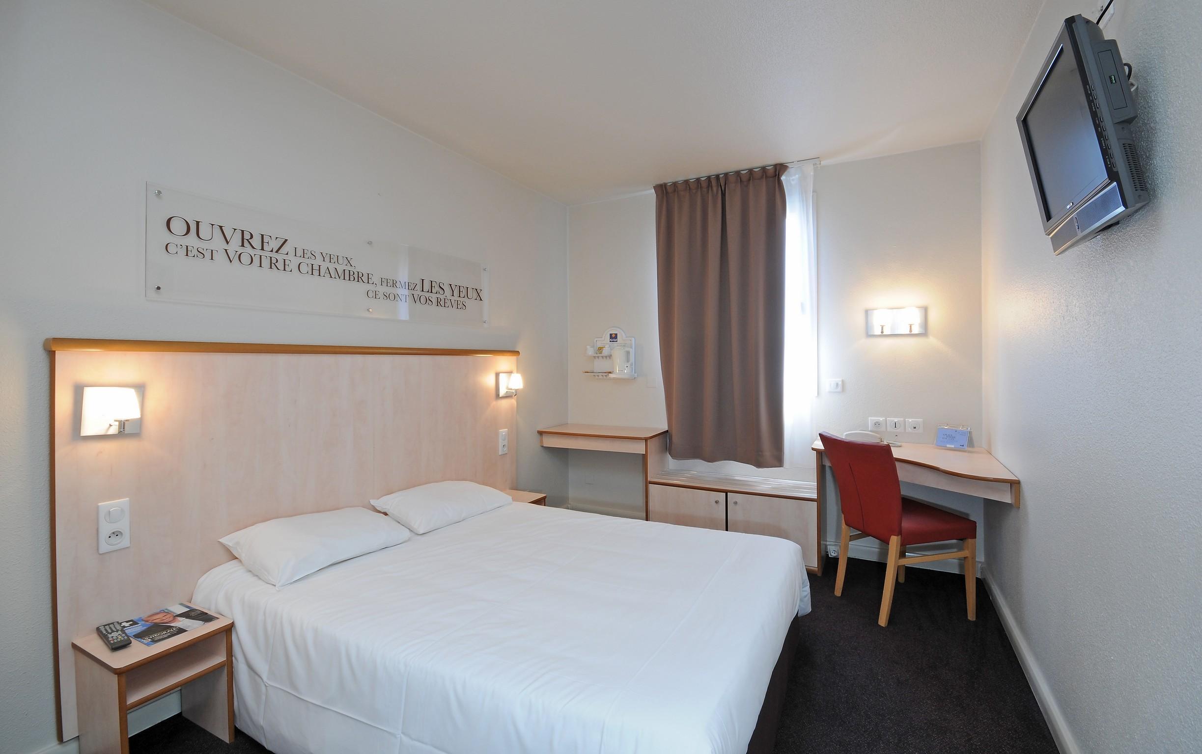 Hotel Ibis Styles Lyon Croix Rousse Exterior foto