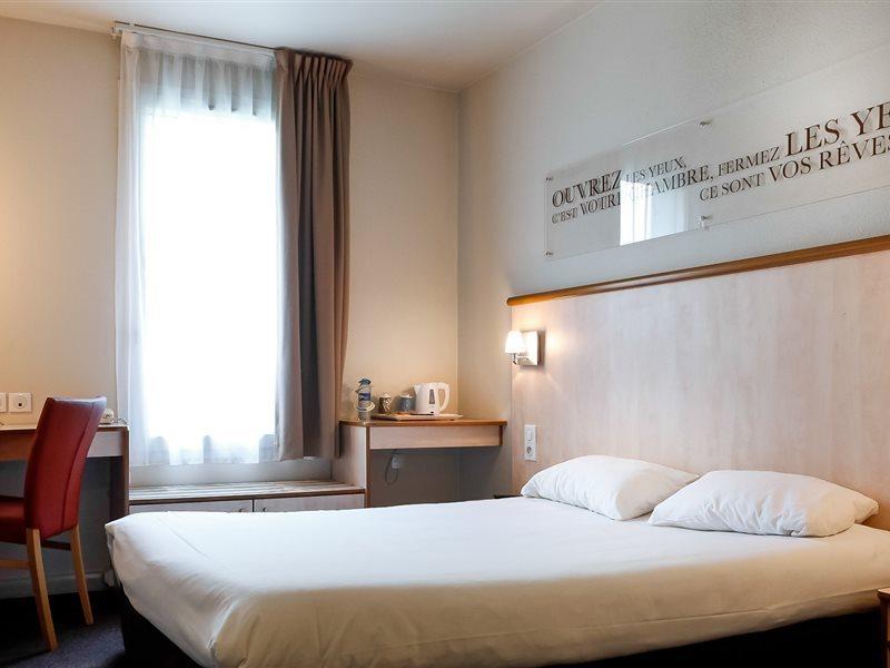 Hotel Ibis Styles Lyon Croix Rousse Exterior foto
